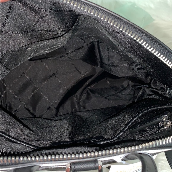 🖤 New Michael Kors 🖤Cindy Backpack Center - Picture 9 of 9